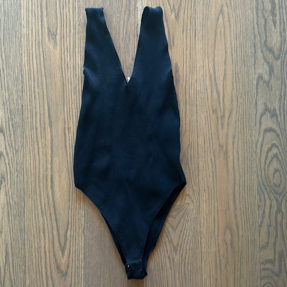 Black, M, comfortable body suit. Worn 1X